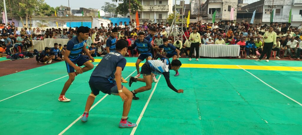 राष्ट्रीय कबड्डी प्रतियोगिता में खिलाड़ी दिला रहें अपनी टीमों को जीत मप्र की बालक एवं बालिका वर्ग की टीमे क़्वाटर फाइनल हारकर हुईं बाहर