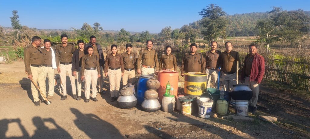 आबकारी वृत्त ओबेदुल्लागंज, की अवैध शराब के विरुद्ध कार्यवही