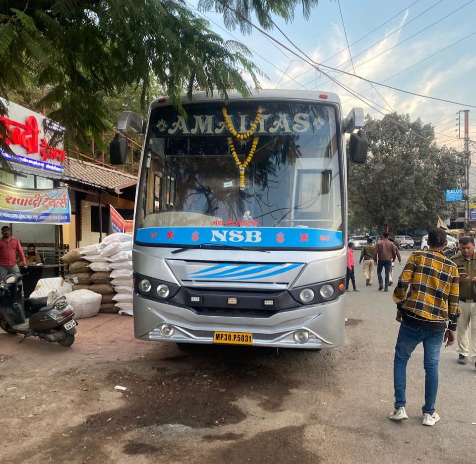 रिंग रोड पर अवैध रूप से यात्री बसों और ट्रेवल्स कार्यालय संचालित करने वालों के विरुद्ध बड़ी कार्रवाई